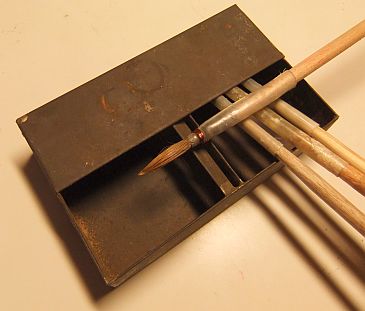 pincelier blik, 1900 in draagbare schilderskist