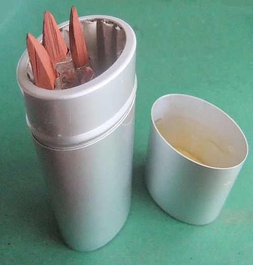 metalen koker met dop